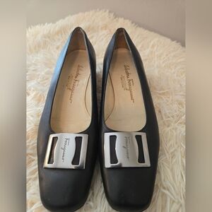 Salvatore Ferragamo Boutique pumps silver buckle